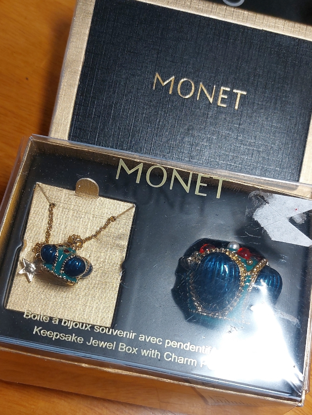 Monet 2008 Keepsake Jewel Box Pendant Necklace Retired Enamel Crown - Picture 2 of 9